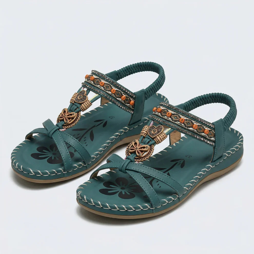 Sandali stile ibizenc che uniscono comfort ed eleganza