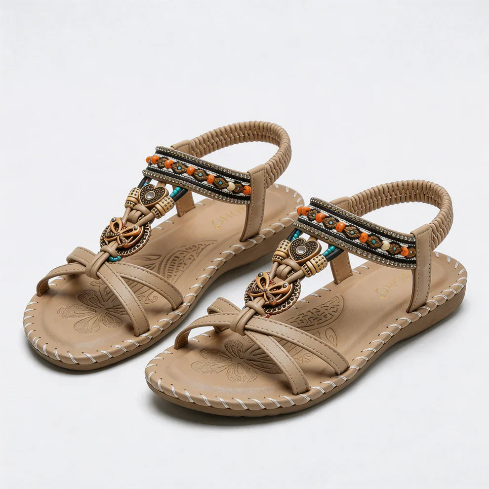 Sandali stile ibizenc che uniscono comfort ed eleganza